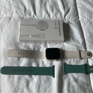 [SOLD] NEW APPLE WATCH SE